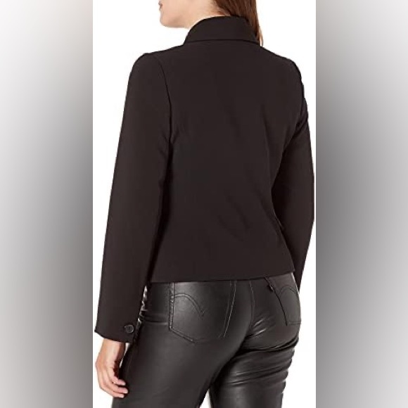 Karl Lagerfeld Paris Women's Four Pocket Peter Pan Collared Jacket, Black - Picture 6 of 10